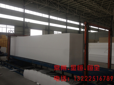 使用EPS泡沫切割機(jī)的注意事項(xiàng)